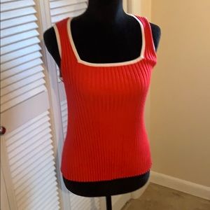 Women’s tops